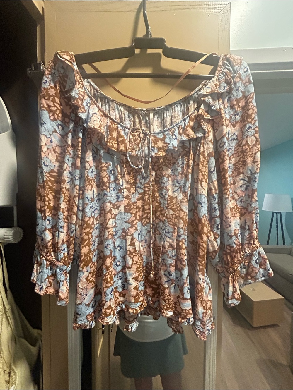 Free people sweet memories Floral Peasant Top - Blue & Brown